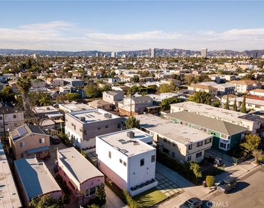 1805 S Longwood - Photo Thumbnail 19