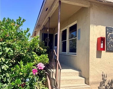751 W 26th - Photo Thumbnail 1