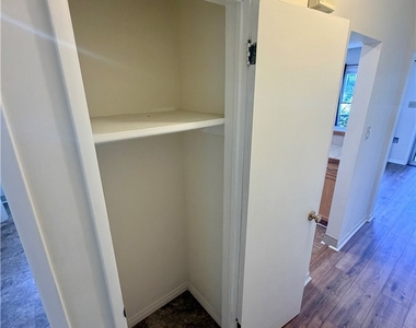 751 W 26th - Photo Thumbnail 12