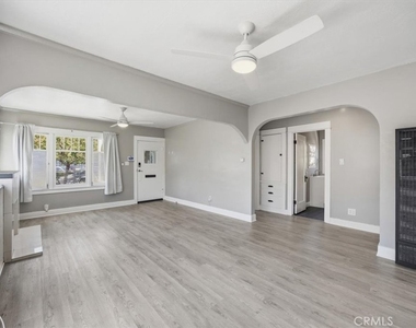 744 Flower Avenue - Photo Thumbnail 26