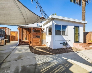 744 Flower Avenue - Photo Thumbnail 21