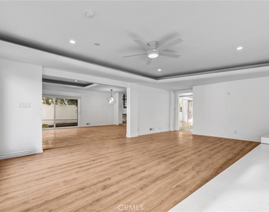 1801 Buckingham Road - Photo Thumbnail 7