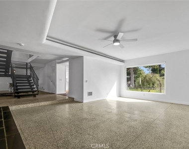 1801 Buckingham Road - Photo Thumbnail 5