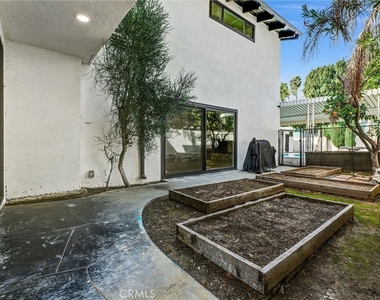 1801 Buckingham Road - Photo Thumbnail 43