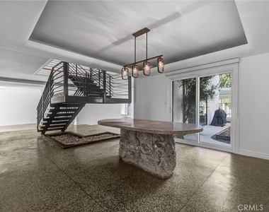 1801 Buckingham Road - Photo Thumbnail 15