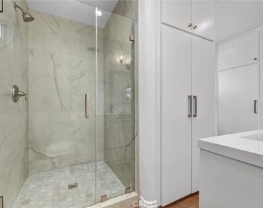 1801 Buckingham Road - Photo Thumbnail 35