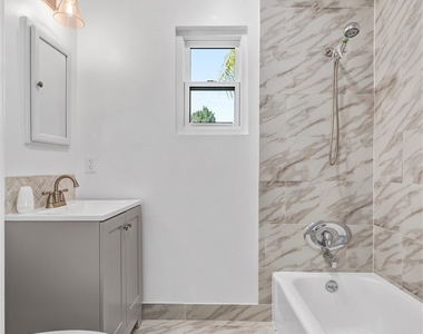 1801 Buckingham Road - Photo Thumbnail 42