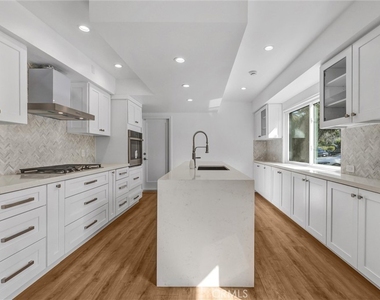 1801 Buckingham Road - Photo Thumbnail 17