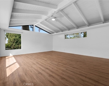 1801 Buckingham Road - Photo Thumbnail 23
