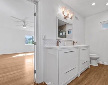 1801 Buckingham Road - Photo Thumbnail 33