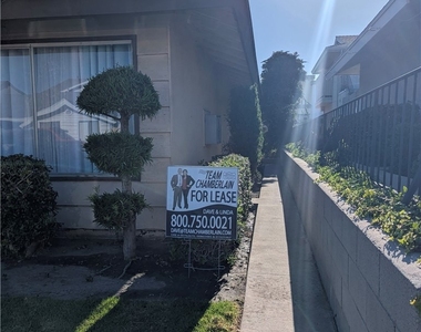 17031 Pinehurst Lane - Photo Thumbnail 29