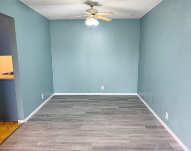 7802 Speer Avenue - Photo Thumbnail 11