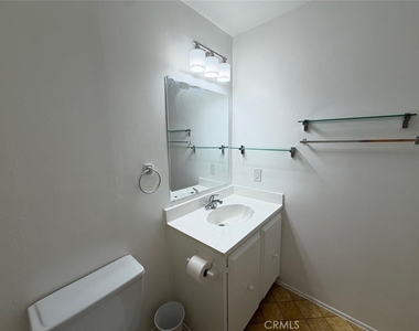 7802 Speer Avenue - Photo Thumbnail 15
