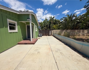 435 N Cypress - Photo Thumbnail 25