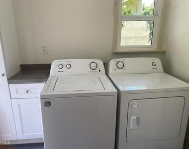 1523 N Grand Oaks Avenue - Photo Thumbnail 13