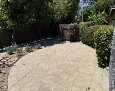 1523 N Grand Oaks Avenue - Photo Thumbnail 19