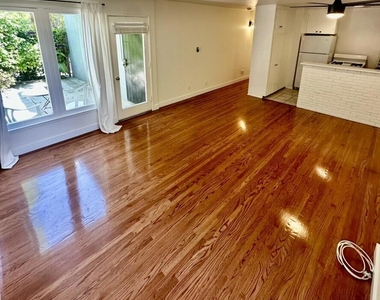 3604 Crestmont Avenue - Photo Thumbnail 2