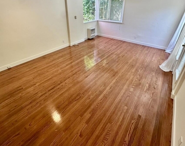 3604 Crestmont Avenue - Photo Thumbnail 1