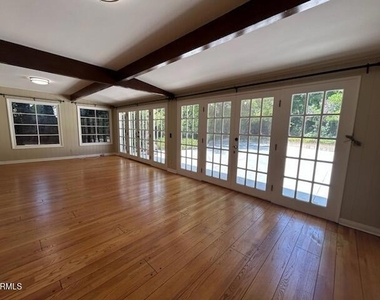 1285 Lorain Road - Photo Thumbnail 9