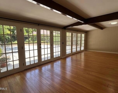1285 Lorain Road - Photo Thumbnail 10