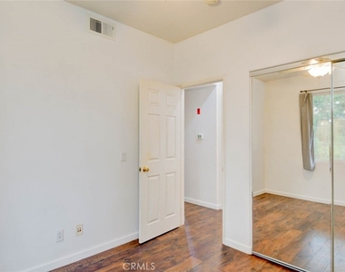 45 Leucadia - Photo Thumbnail 21