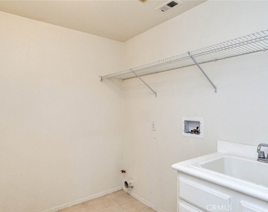 45 Leucadia - Photo Thumbnail 26
