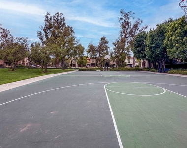 45 Leucadia - Photo Thumbnail 36