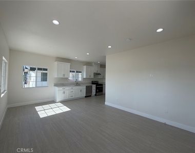 7684 Ruthann Avenue - Photo Thumbnail 3