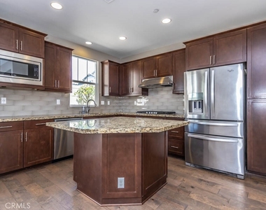 5041 Menton Lane - Photo Thumbnail 5