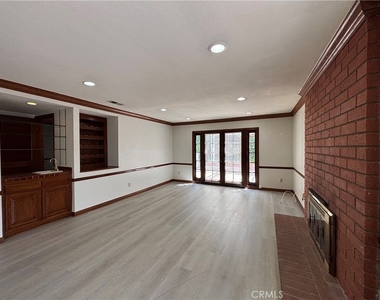 2230 E Vista Mesa - Photo Thumbnail 11