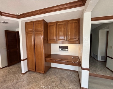 2230 E Vista Mesa - Photo Thumbnail 9