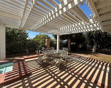 2230 E Vista Mesa - Photo Thumbnail 4