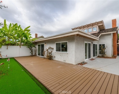 5016 Paseo De Vega - Photo Thumbnail 3
