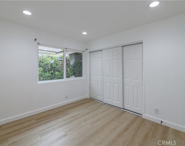 5016 Paseo De Vega - Photo Thumbnail 19