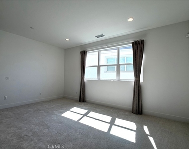 20756 W Bluebird Ct - Photo Thumbnail 25