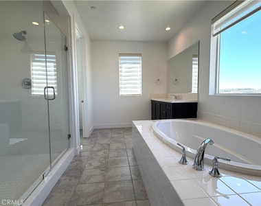 20756 W Bluebird Ct - Photo Thumbnail 22