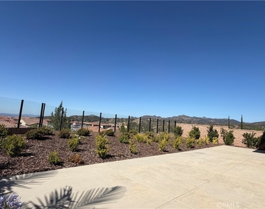 20756 W Bluebird Ct - Photo Thumbnail 11