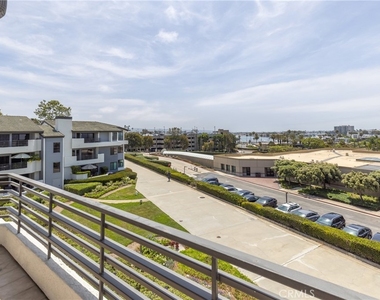 280 Cagney Lane - Photo Thumbnail 13