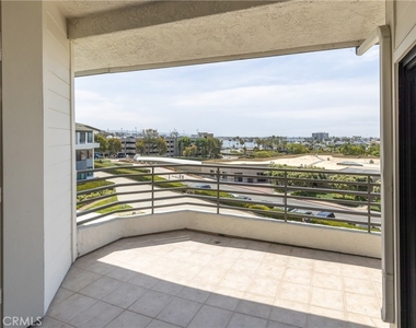 280 Cagney Lane - Photo Thumbnail 11
