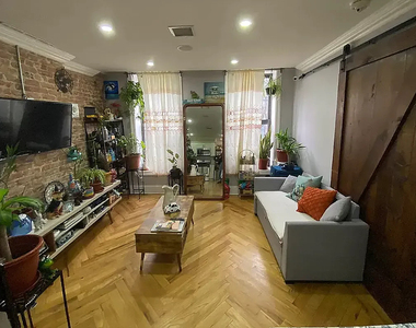 1102 Jefferson Avenue - Photo Thumbnail 3