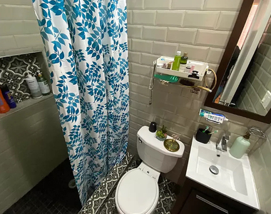 1102 Jefferson Avenue - Photo Thumbnail 12