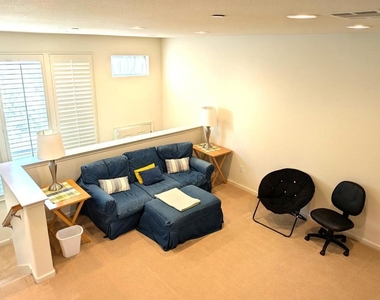 4028 Fitzpatrick Way - Photo Thumbnail 2