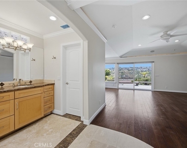 1840 Temple Hills - Photo Thumbnail 24