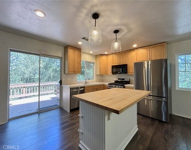 198 Pine Ridge Road - Photo Thumbnail 7