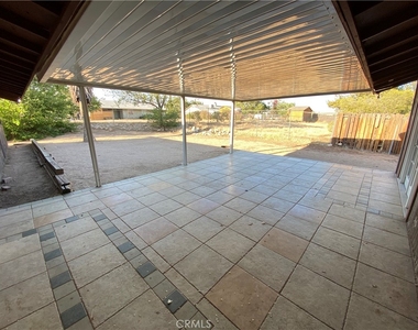 18746 Rock Springs Road - Photo Thumbnail 19