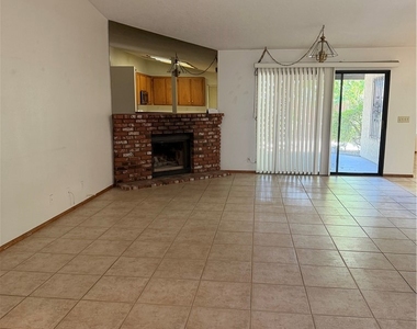 17378 Danbury - Photo Thumbnail 7