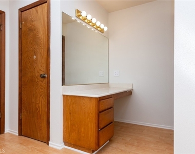 14450 Benefit Street - Photo Thumbnail 7