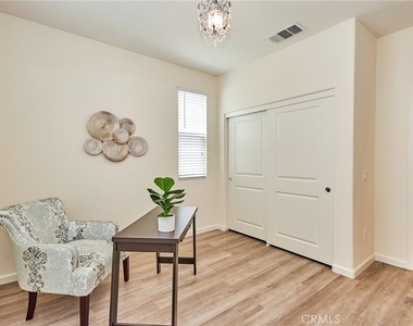 1523 Johnson Court - Photo Thumbnail 9