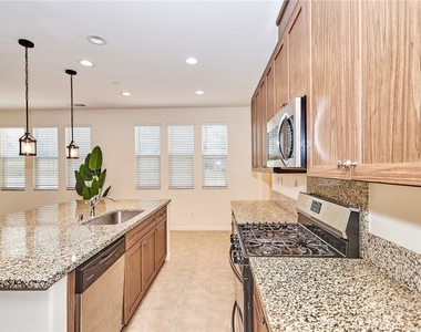 1523 Johnson Court - Photo Thumbnail 4