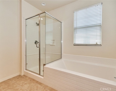 1523 Johnson Court - Photo Thumbnail 8